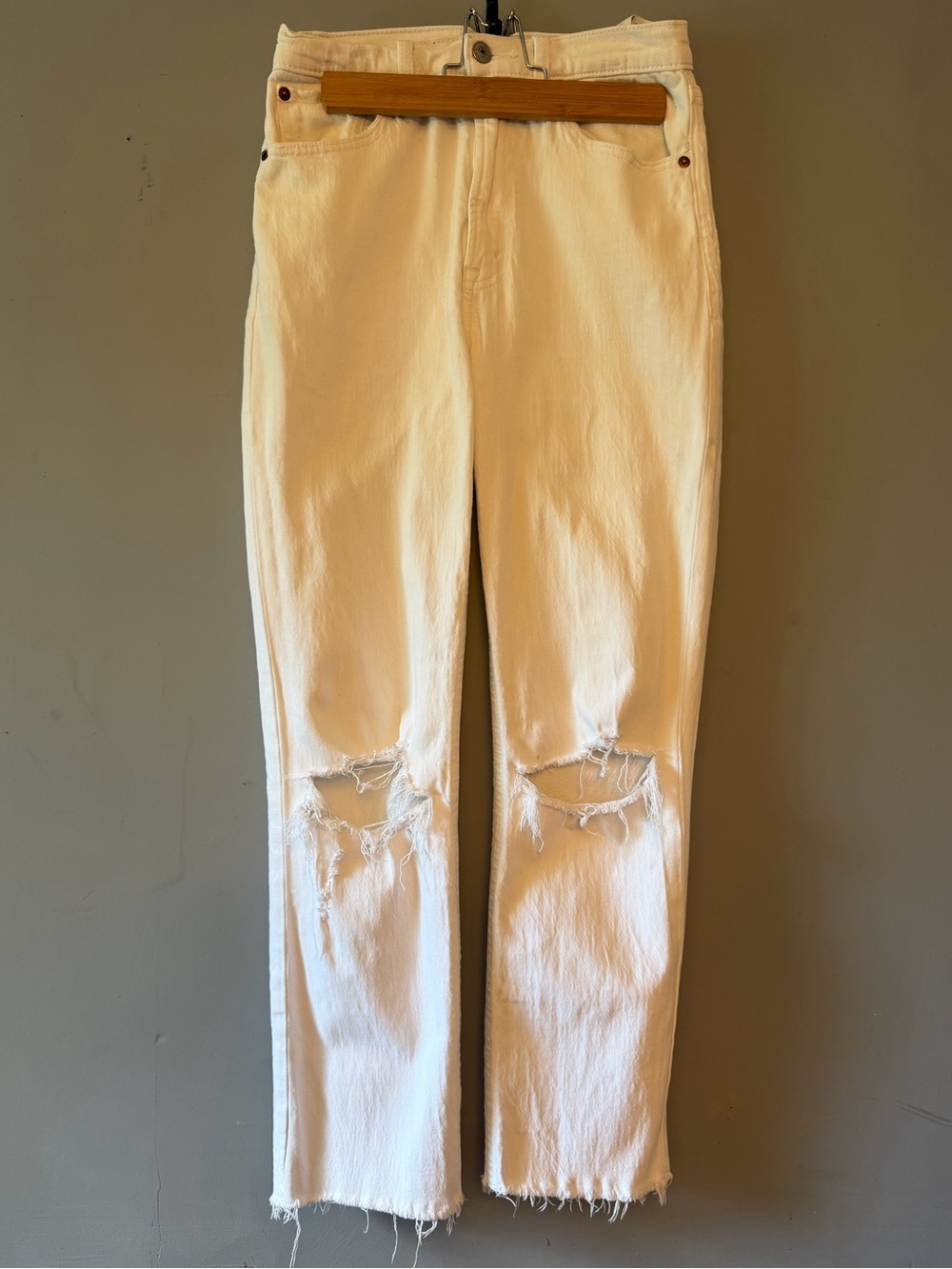Abercrombie & Fitch High-Rise Distressed White Jeans